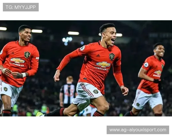 拉什福德任意球侧挂破网曼联再胜